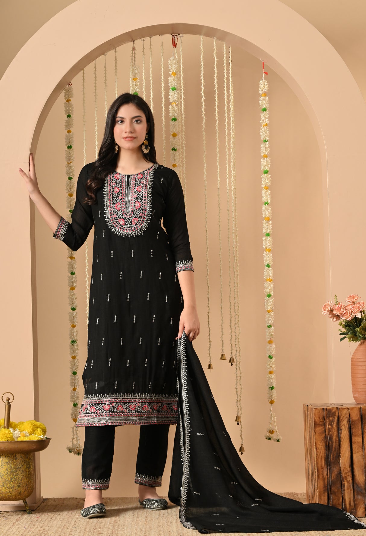 Gulshan suit