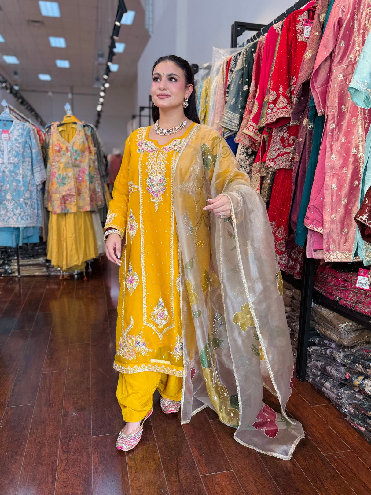 Boutique suit