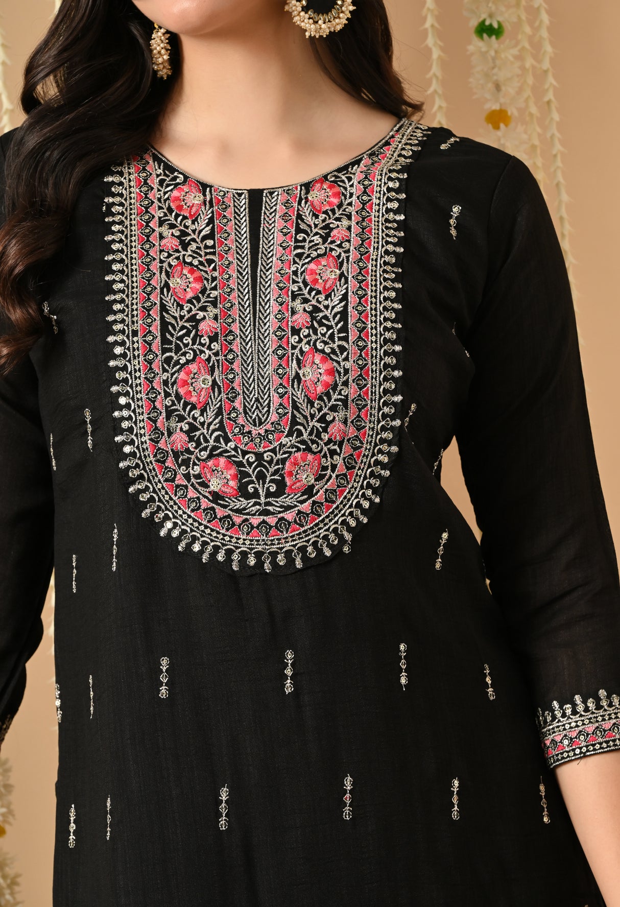 Gulshan suit